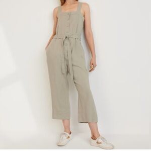 •nwt• Everlane The Linen jumpsuit in Seagrass